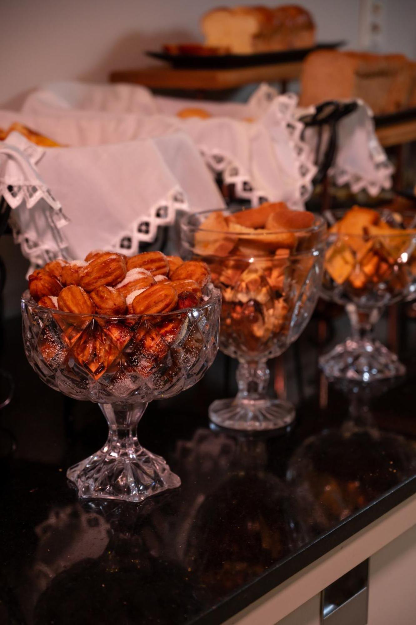 Hotel Inter Cuiaba Εξωτερικό φωτογραφία Dried fruit