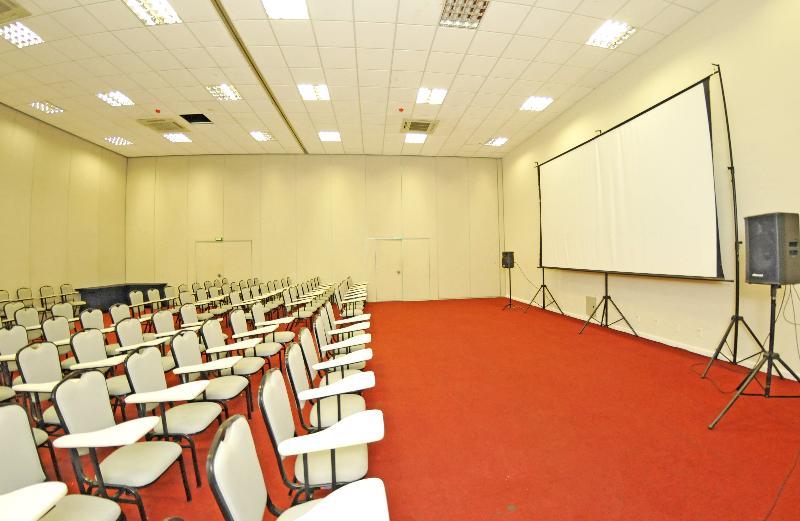 Hotel Inter Cuiaba Εξωτερικό φωτογραφία A typical classroom at the university