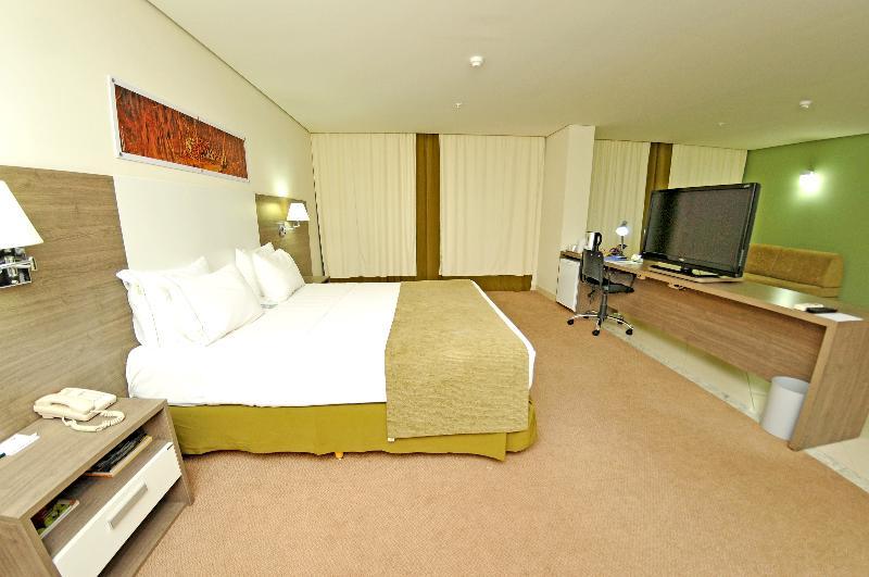 Hotel Inter Cuiaba Εξωτερικό φωτογραφία A room at the hotel
