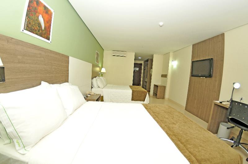 Hotel Inter Cuiaba Εξωτερικό φωτογραφία A room at the hotel